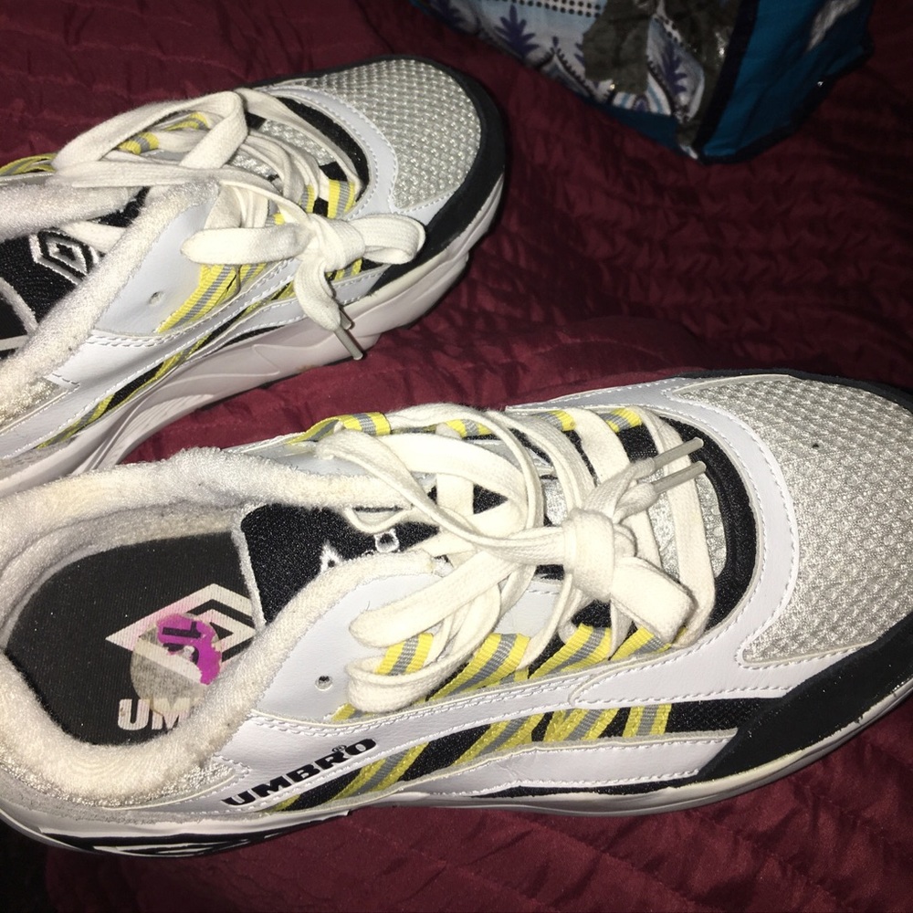 Umbro size 10 men’s